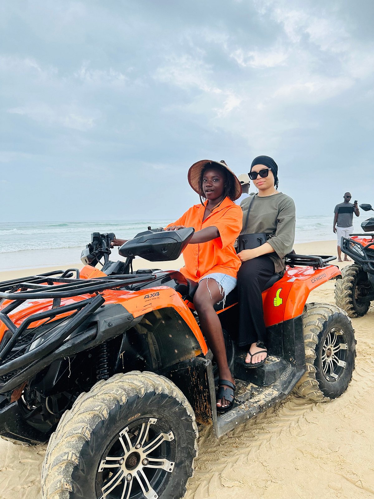 Paysages, activités et découverte du Lac Rose près de Dakar au Sénégal | Lac Rose Tour Aventure