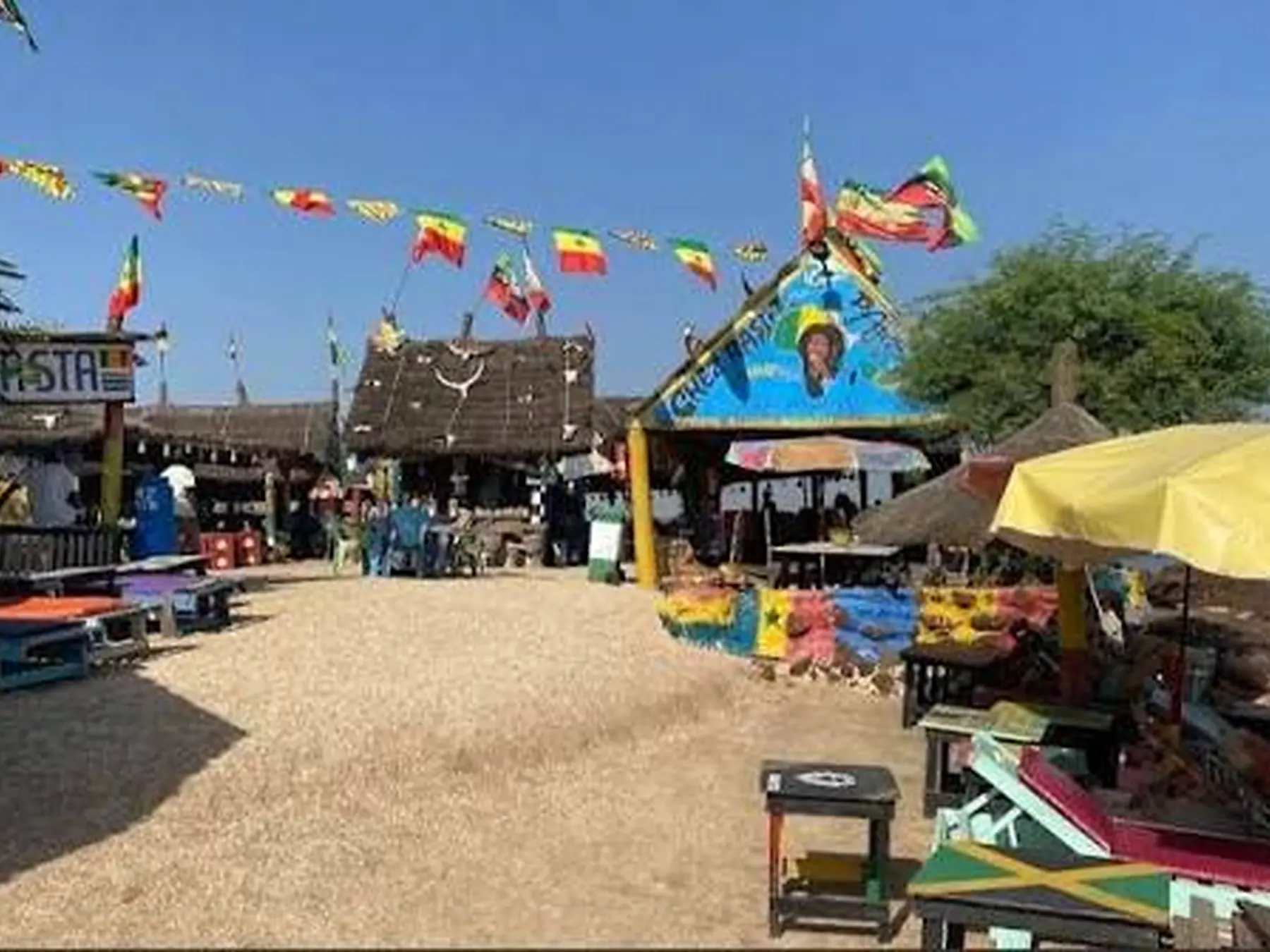 Affiche de l’excursion safari Réserve de Bandia et Lagune de Somone avec 4x4, pirogue et déjeuner au Sénégal