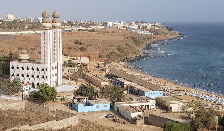 Mosquée de la Divinité sur la côte de Dakar