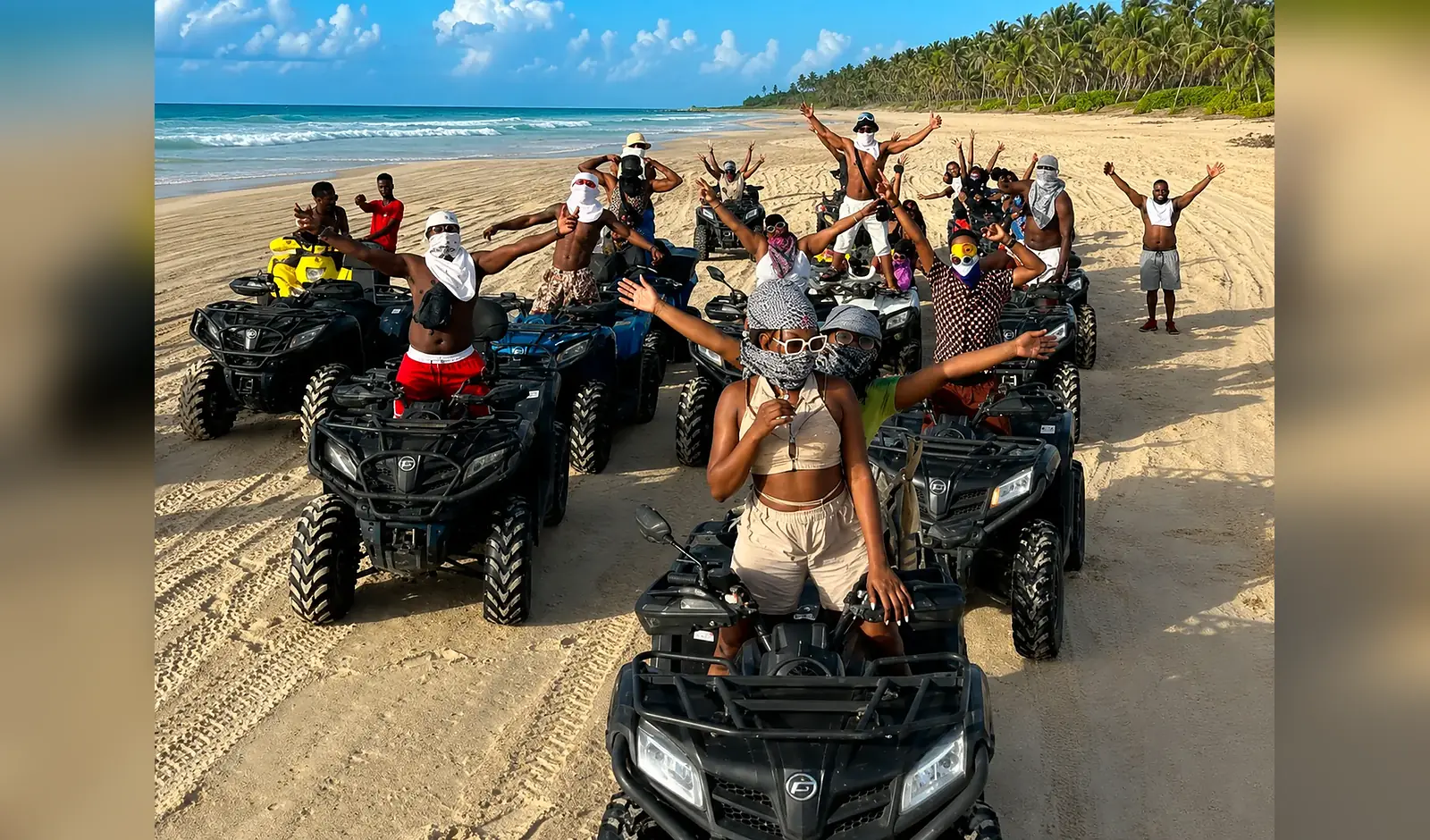 Excursion en quad entre pistes et plage à Lac Rose, Sénégal
