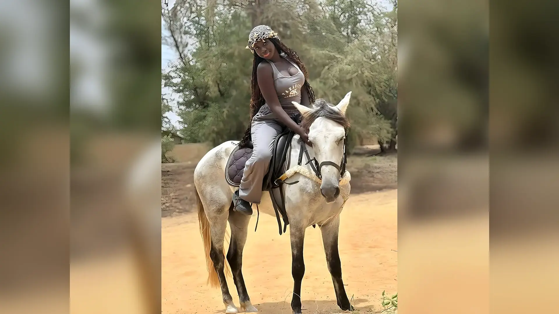 Paseo a caballo cerca del Lago Rosa en Lago Rosa, Senegal