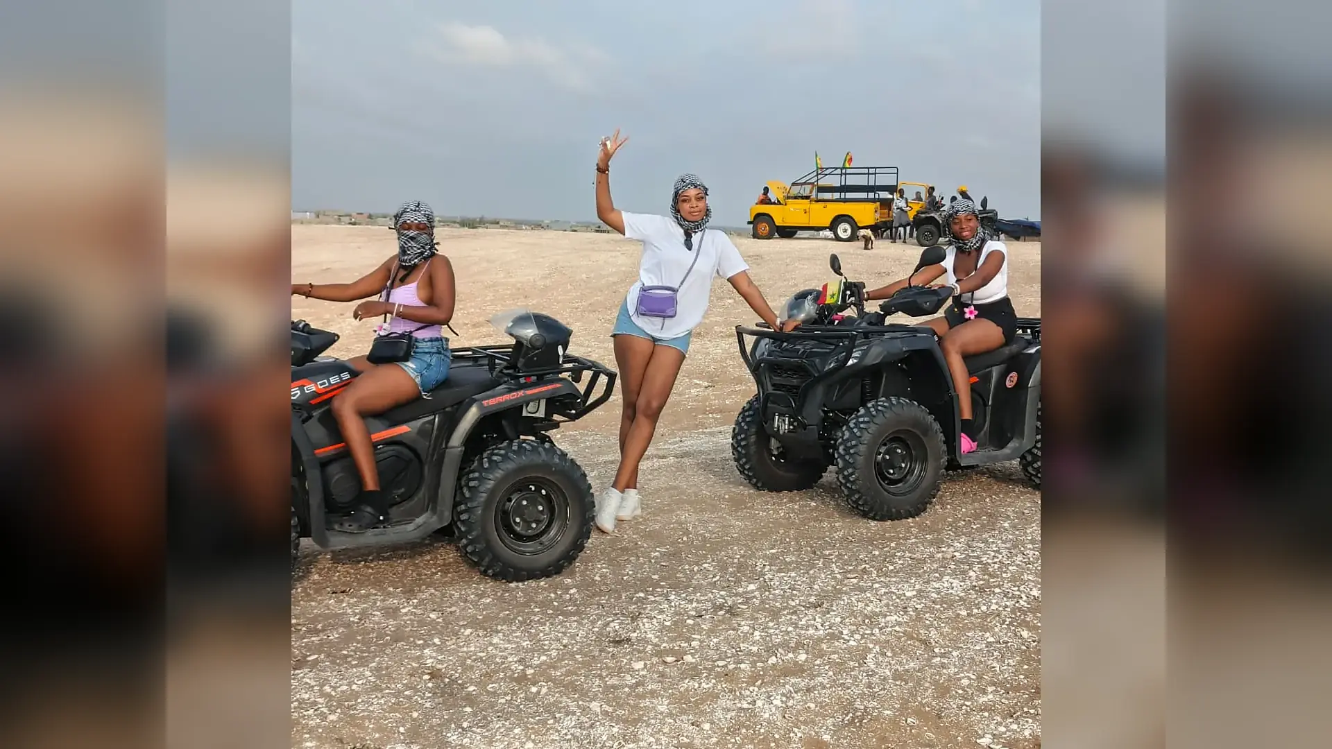 Ruta en quad entre pistas y playa en Lago Rosa, Senegal